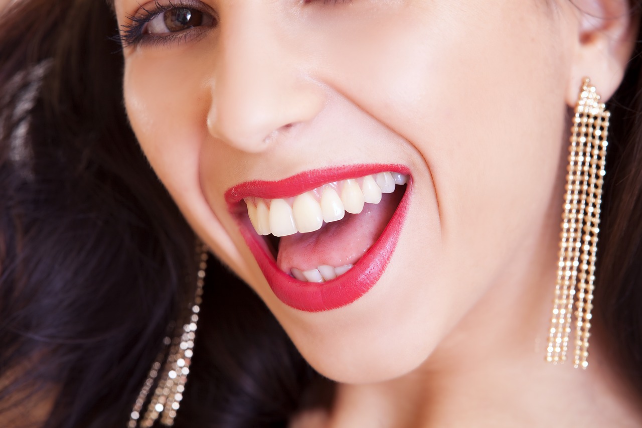 Mouth eruptions white patches